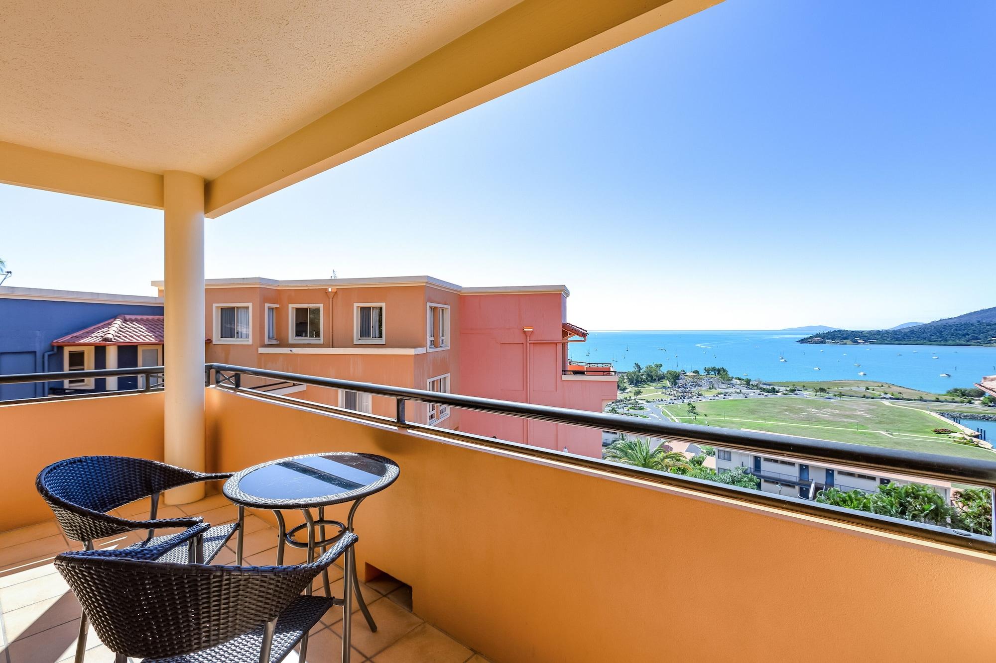 Martinique Whitsunday Resort Airlie Beach Exterior foto