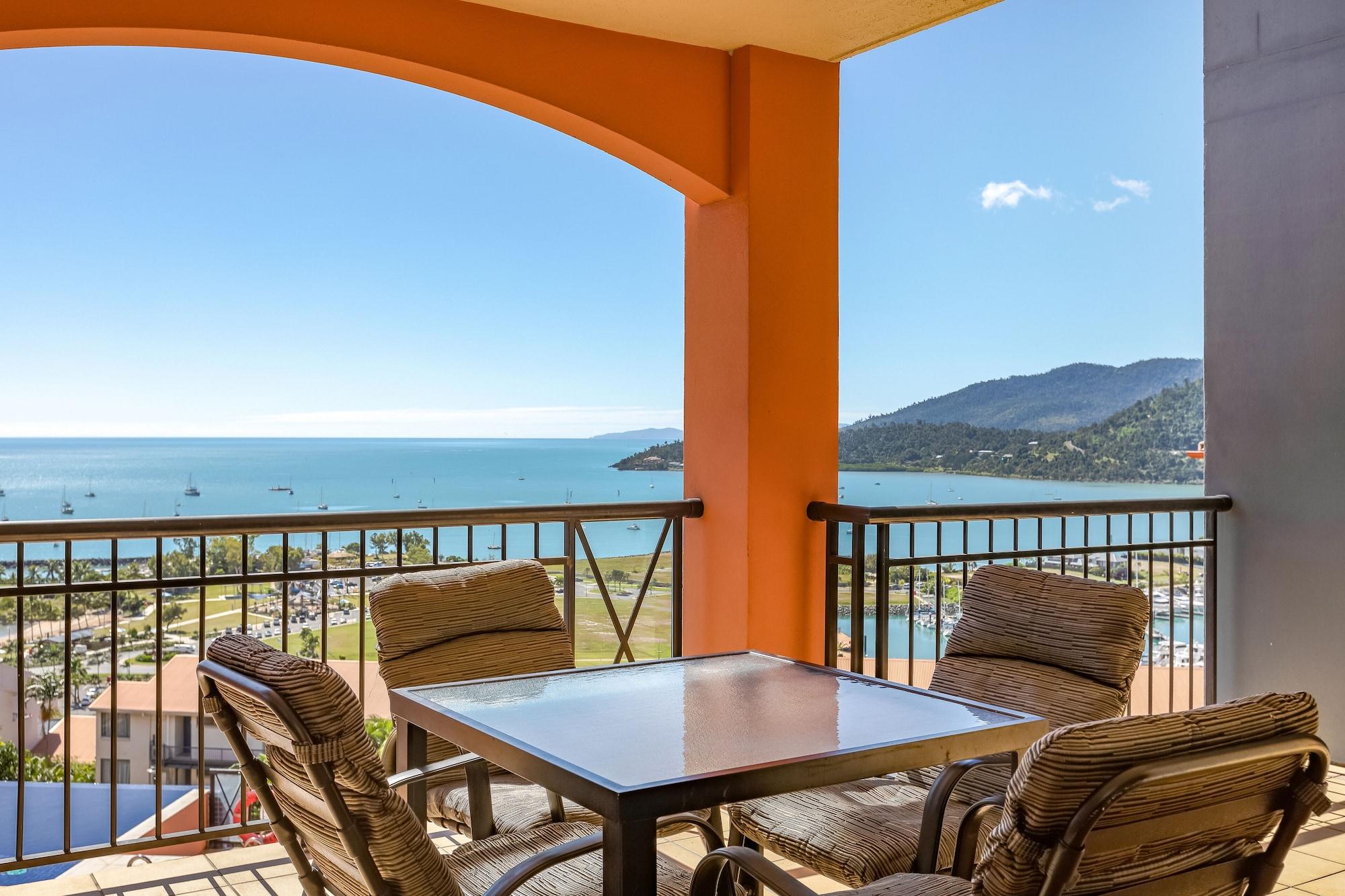 Martinique Whitsunday Resort Airlie Beach Exterior foto