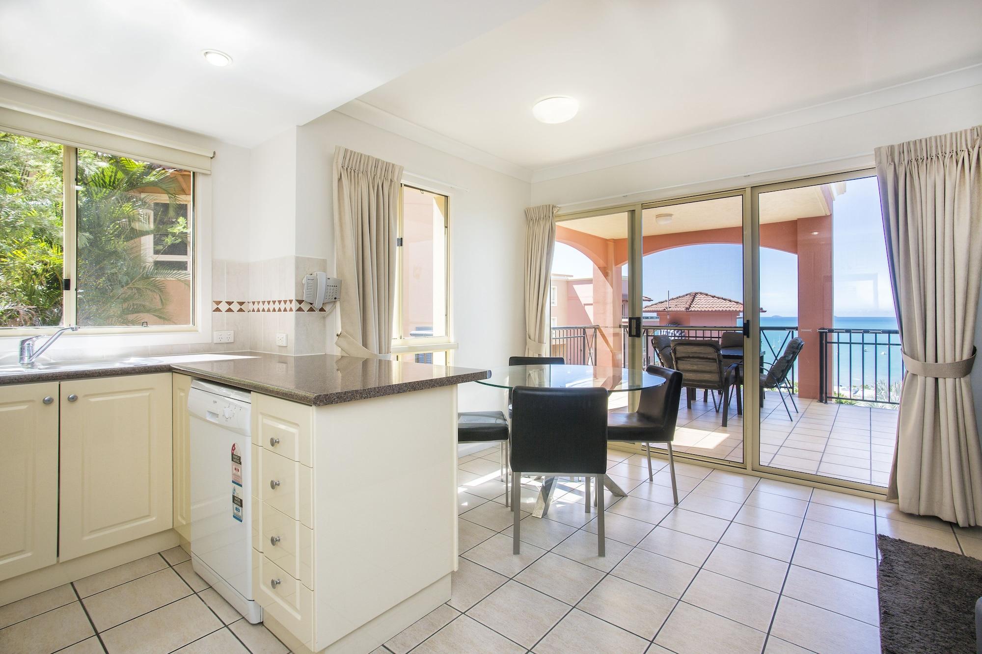Martinique Whitsunday Resort Airlie Beach Exterior foto