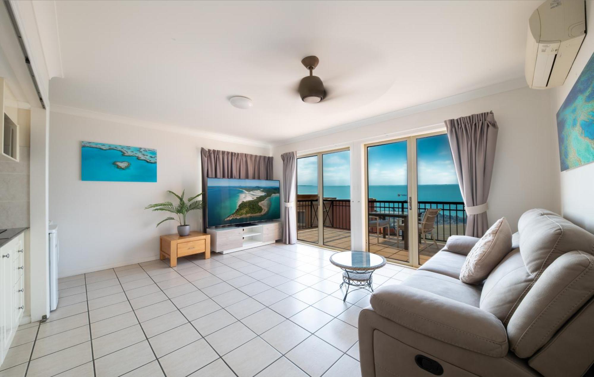 Martinique Whitsunday Resort Airlie Beach Exterior foto